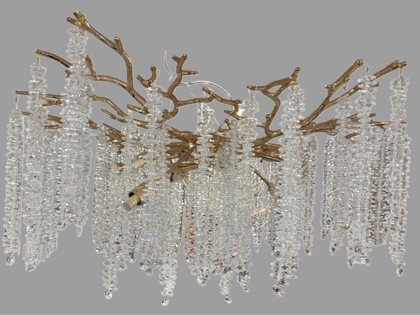 Exquisite Deckenlampe Goldfarben mit langen Glashängern – Luxuriös - Folad Home & Style
