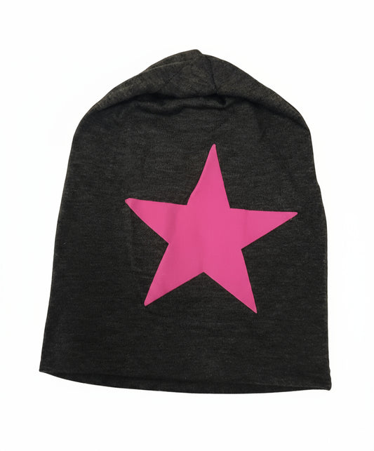 Beanie mit farbigen Stern