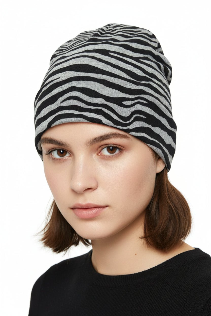 Beanie Zebramuster Schwarz - Weiß – Unisex Wintermütze - Folad Home & Style