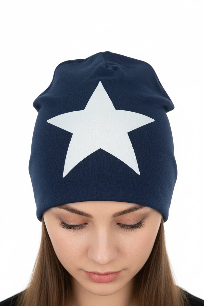 Beanie mit Sternapplikation – Unisex Wintermütze - Folad Home & Style