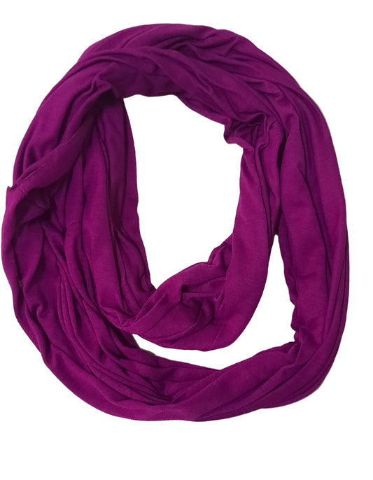 Loop-Schal in leuchtenden Farben, fröhlich und farbenfroh