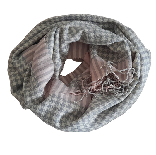 Winterschal, Grau/Weiß kariert mit rosa Rand - Folad Home & Style