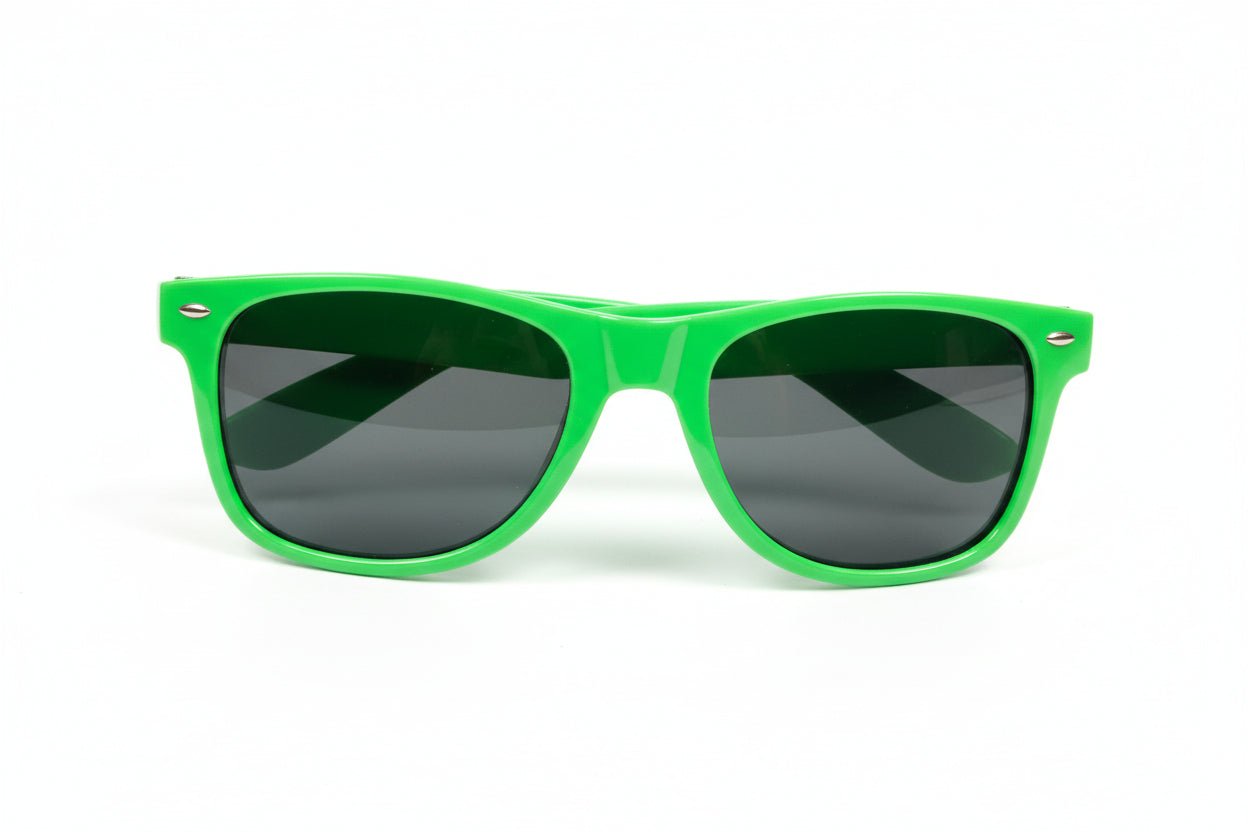 Trendige Sonnenbrillen mit getönten Gläsern – UV - Schutz & Style - Folad Home & Style