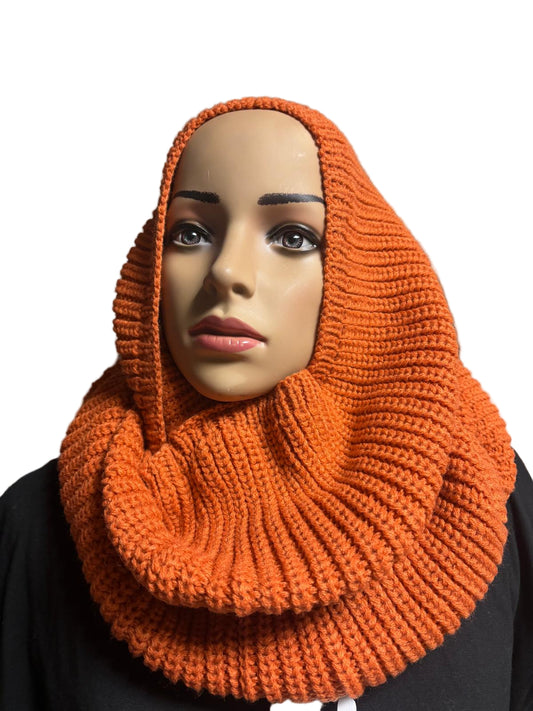 Warmer gestrickter Loop-Schal in Orange, kuschelig und weich
