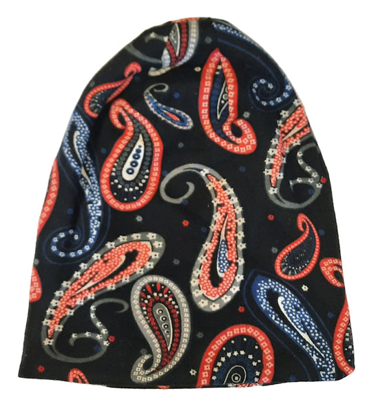 Warme Mütze in Schwarz mit farbige Ornamenten - Folad Home & Style