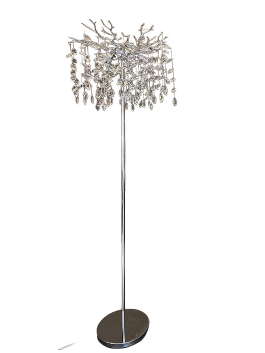 Stilvolle Stehlampe in Kristallhänger- Tropfenform