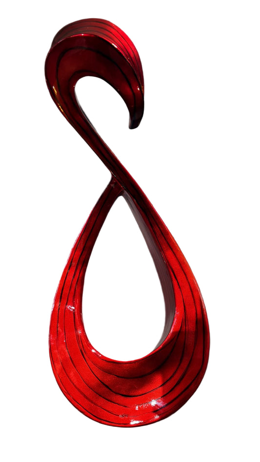 Moderne Skulptur in Rot – Auffällige Dekofigur
